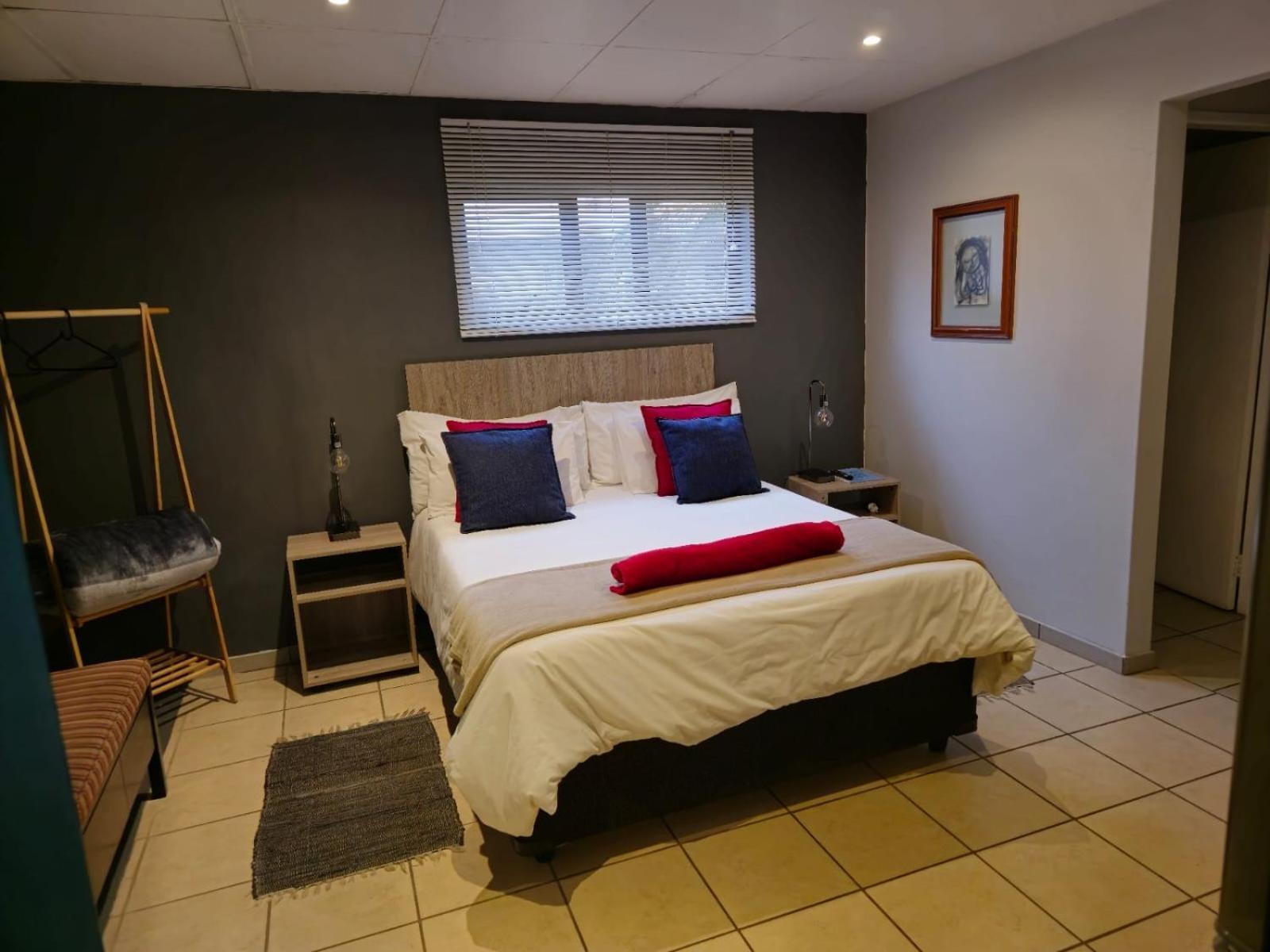 The Lantern Guesthouse Bloemfontein Exteriör bild